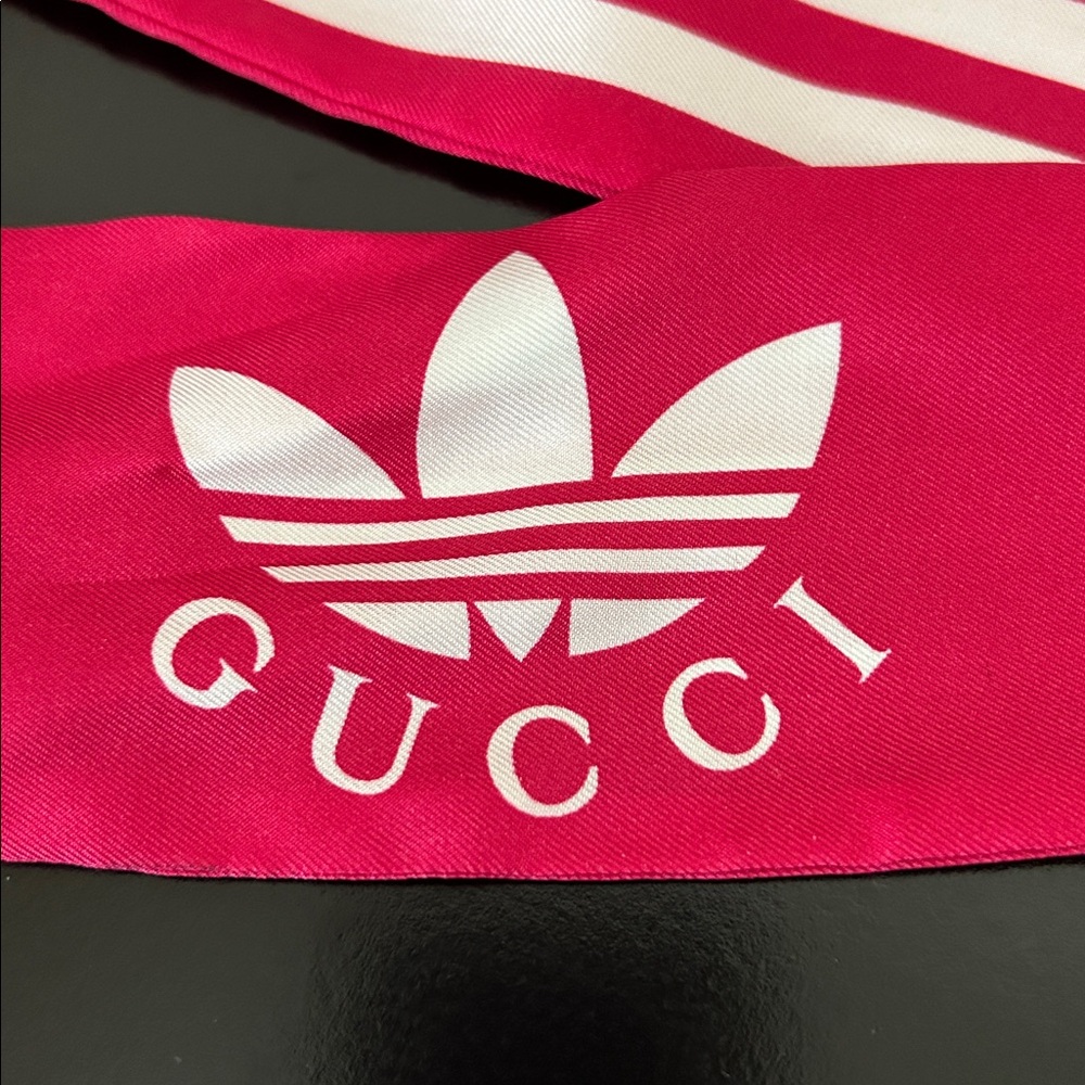 Gucci x Adidas Pink and White Striped Silk Skinny Scarf Twillie NWOT - Picture 2 of 11